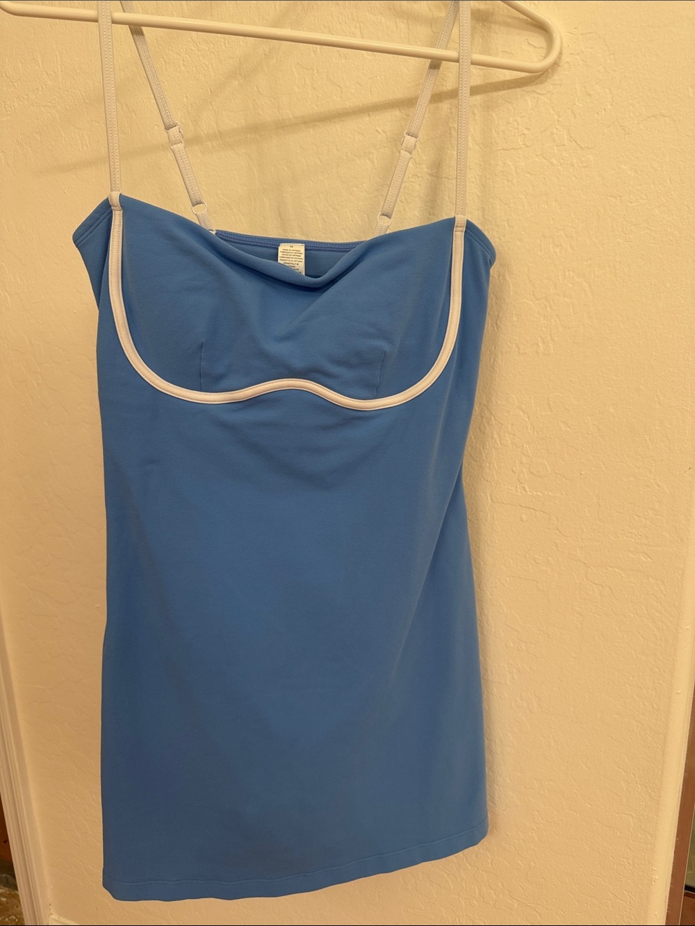 Airbrush Streamlined Dress - Crystal Clear
Blue/White - Picture 3 of 4